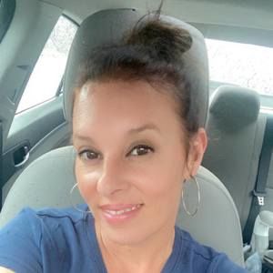 Meet your Posher, Renee